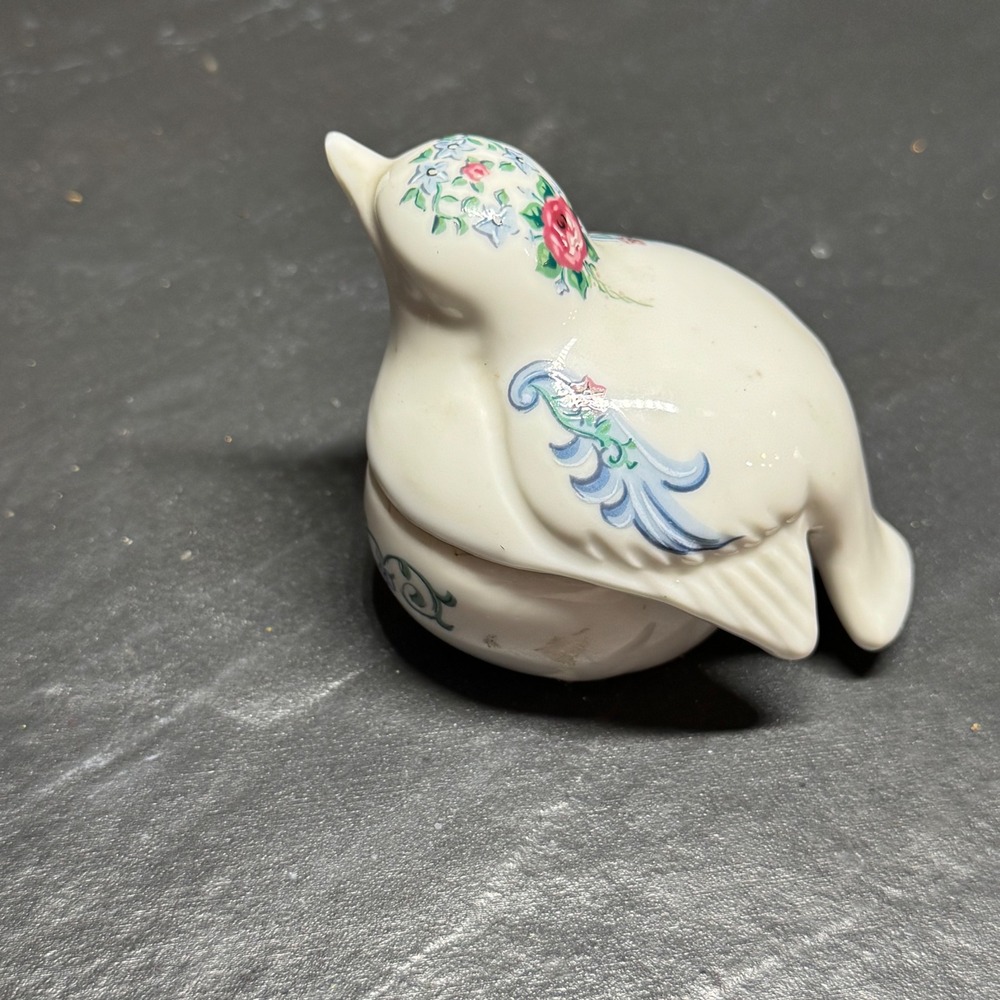 Elizabeth Arden Southern‎ Heirlooms Porcelain Bird Trinket Box Candle Japan Vtg